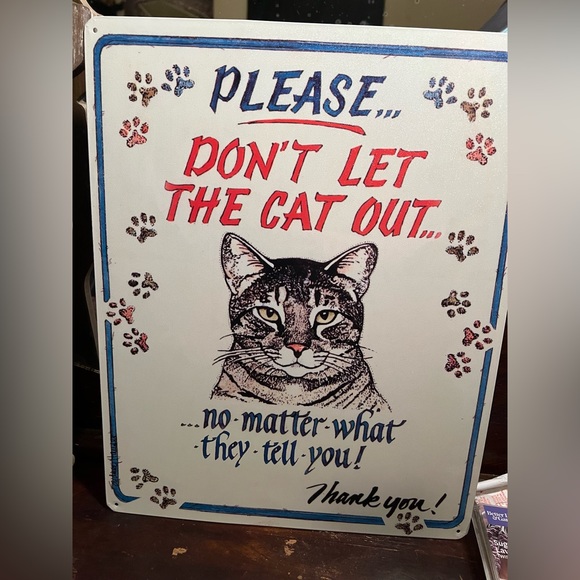 Other - Metal Cat Sign. NWT
